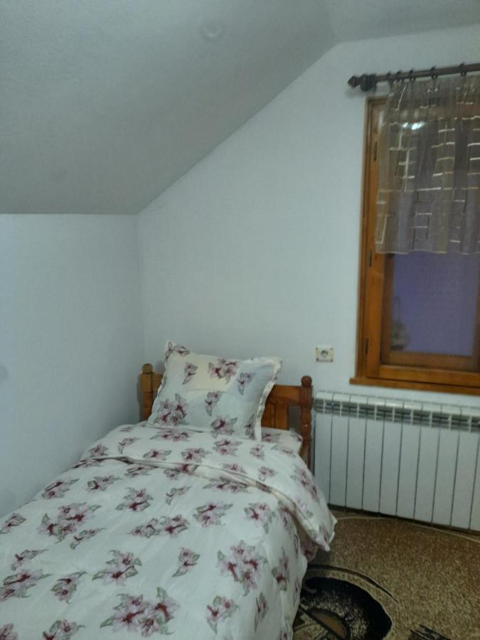 Къща За Гости Дани Govedartsi Exterior foto