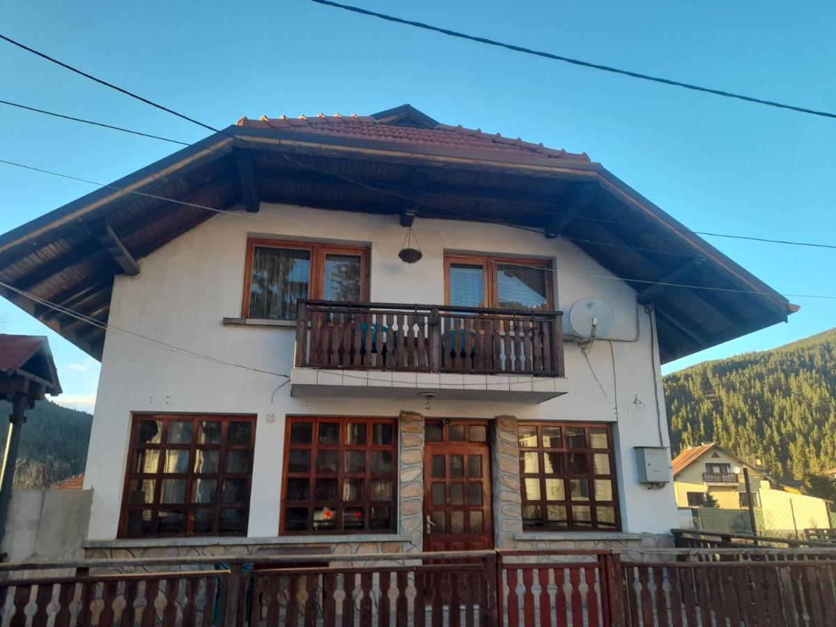 Къща За Гости Дани Govedartsi Exterior foto